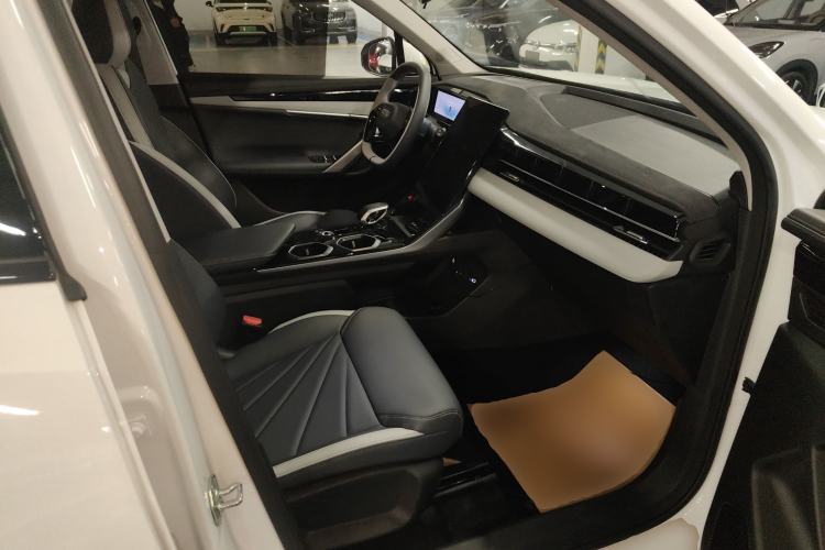 Used Geely Auto FX11 2023 1.5TD DCT Glory Edition
