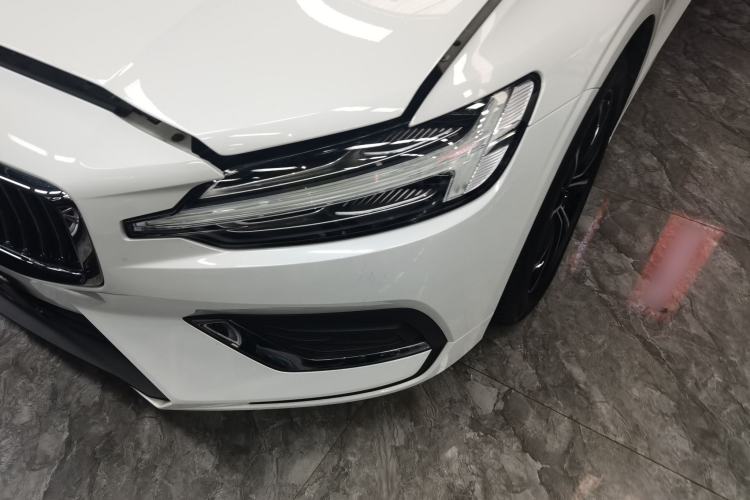 Used Volvo S60 2022 B4 Zhiyi Luxury Edition