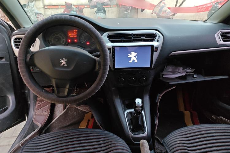 Used Peugeot 301 2014 1.6L Manual Comfort Edition
