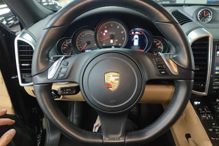 Used Porsche Cayenne 2014 3.6T Automatic Transmission U.S. Specification
