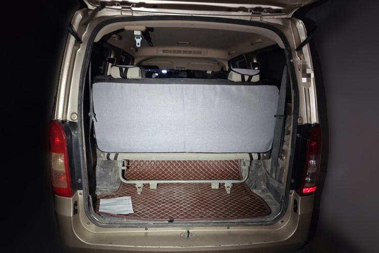 Used Wuling Rongguang V 2016 1.5L Standard Version
