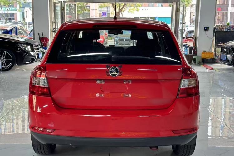Used Skoda Rapid Spaceback 2016 1.6L Automatic Chuanxing Edition
