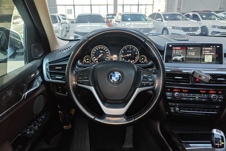 Used BMW X5 2018 xDrive28i
