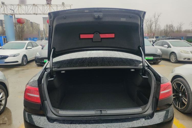 Used Volkswagen Magotan 2019 330TSI DSG Leading Edition China V Standard
