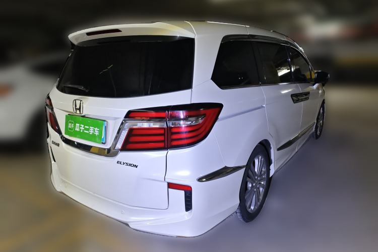 Used Honda Elysion 2016 2.4L Classic Edition
