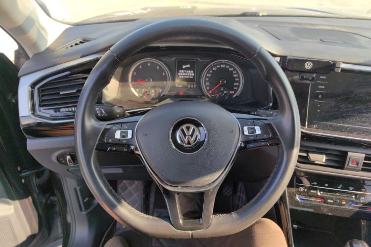 Used Volkswagen Tayron 2020 330TSI Two-Wheel Drive Luxury Smart Connectivity Version
