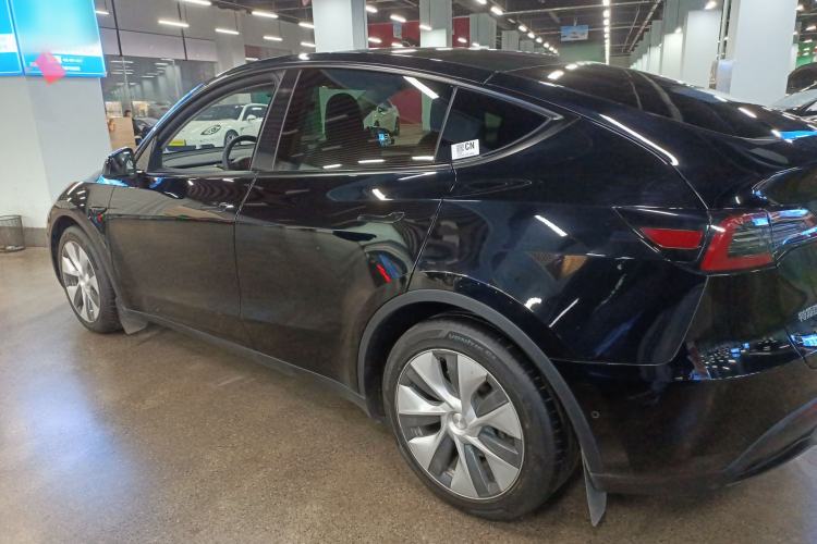 Used Tesla Model Y 2021 Standard Range Rear-Wheel Drive Version