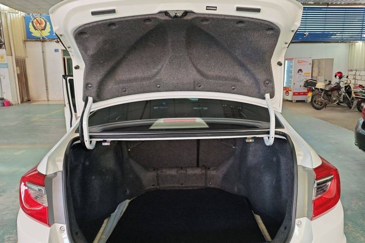 Used Honda Crider 2016 1.8L CVT Luxury Edition
