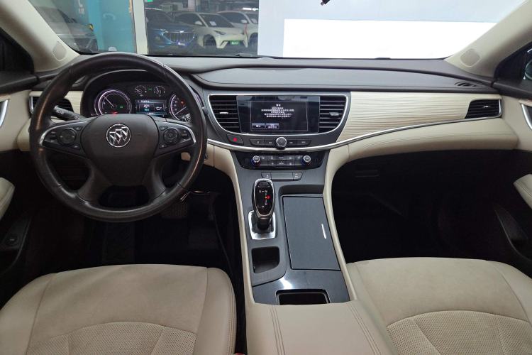 Used Buick LaCrosse 2018 30H Elite Edition
