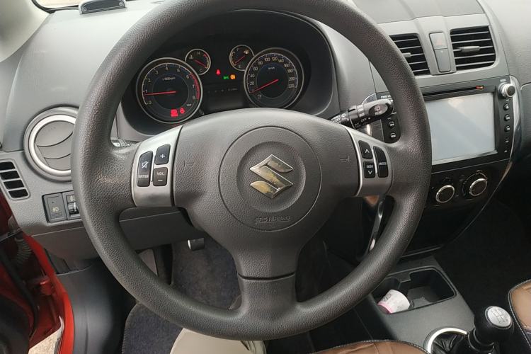 Used Suzuki SX4 2013 1.6L Manual CoolRide Model
