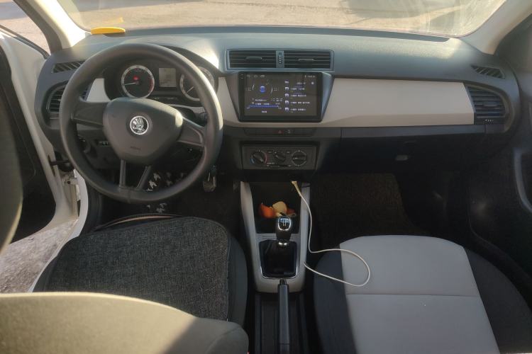 Used Skoda Fabia 2017 1.4L Manual Enjoy Edition
