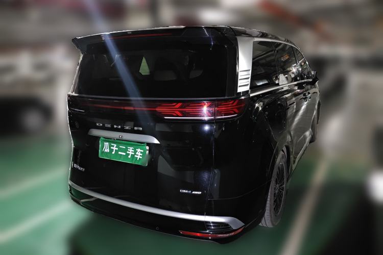 Used Denza D9 2024 DM-i 980 Four-Wheel Drive Flagship Model