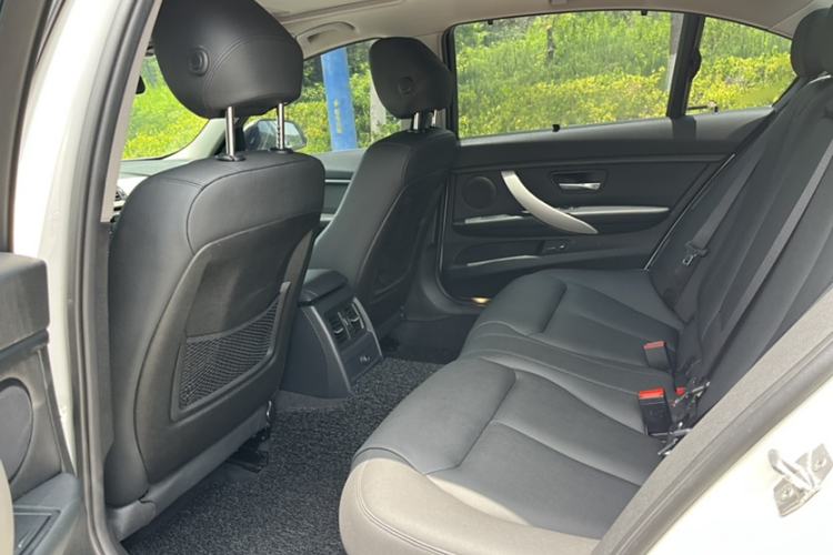 Used BMW 3 Series 2015 320Li Luxury Edition Fashion Model
