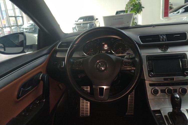 Used Volkswagen FAW-Volkswagen CC 2015 2.0 TSI Luxury Model
