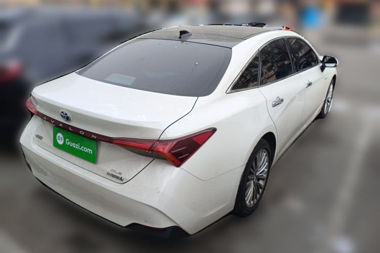 Used Toyota Avalon 2019 Dual-Engine 2.5L XLE Prestige Version China V Standard
