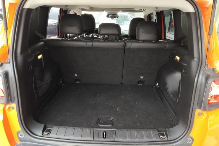 Used  Renegade 2017 180T Automatic Jingneng Edition
