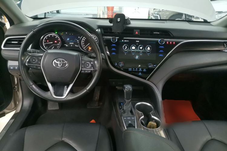 Used Toyota Camry 2019 Revised Version 2.5G Luxury Edition
