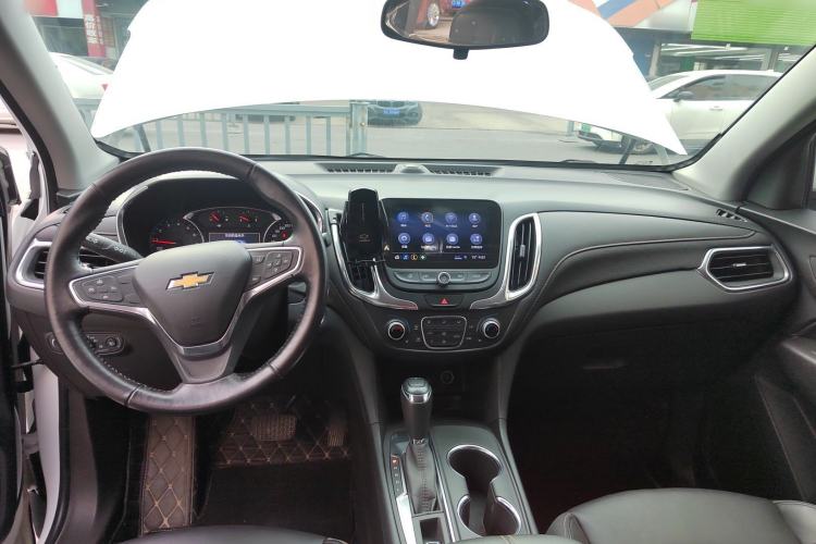 Used Chevrolet Equinox 2019 535T Automatic YuJie Edition China VI
