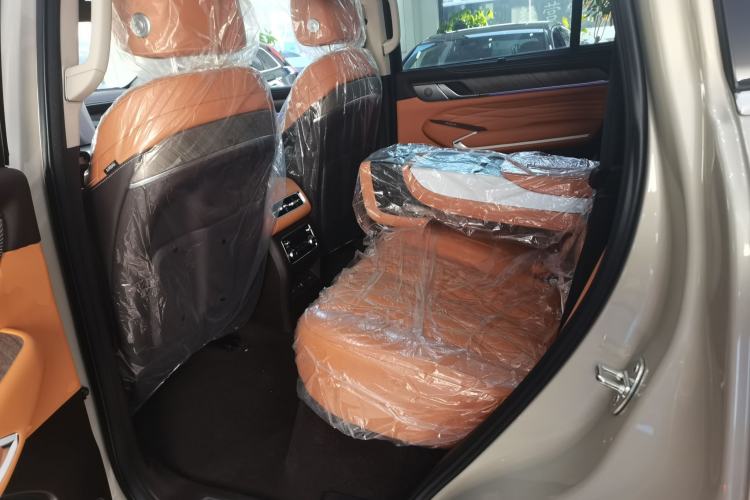 Used Tank 500 New Energy 