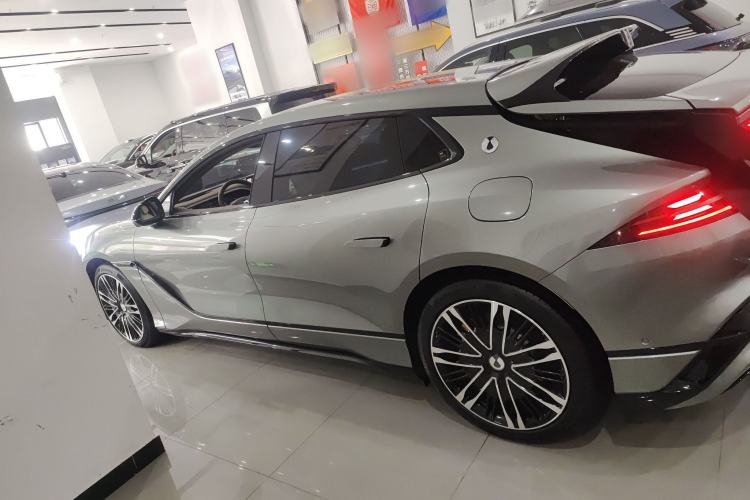 Used Denza Z9GT 2024 1100 Four-Wheel Drive Ultra Version
