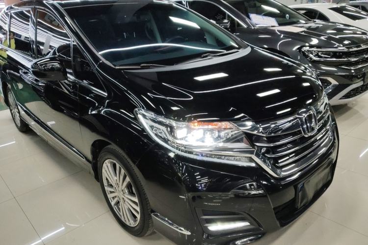 Used Honda Elysion 2016 2.4L Luxury Edition
