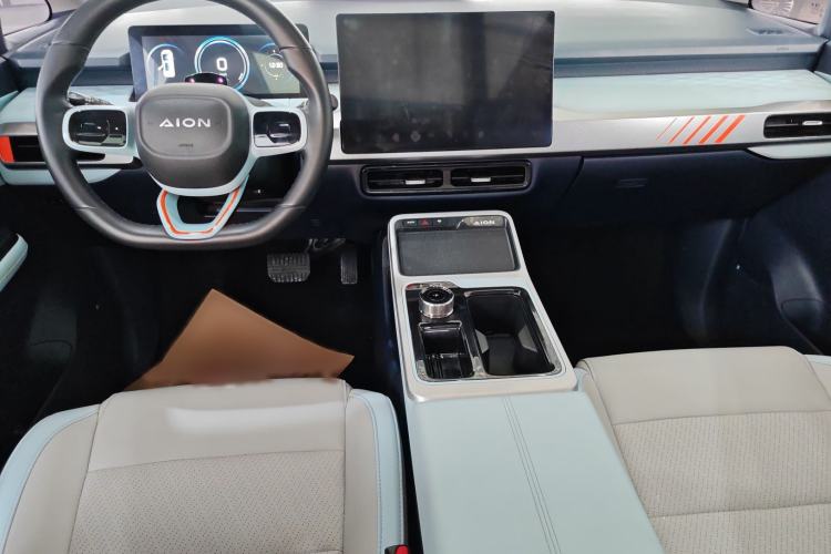 Used AION Y 2022 70 Tech Edition Lithium Iron Phosphate
