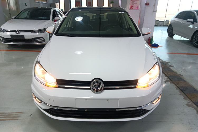 Used Volkswagen Golf 2018 230TSI Automatic Comfort Model
