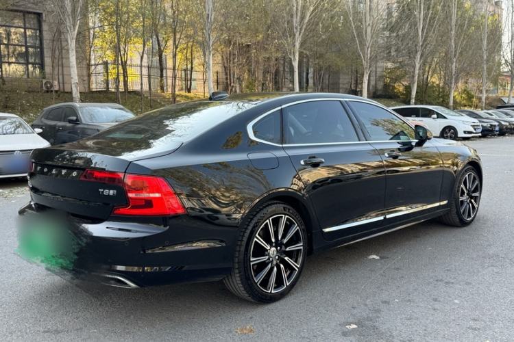 Used Volvo S90 New Energy 2019 T8 E-Drive Hybrid Intelligent Luxury Version China V Standard