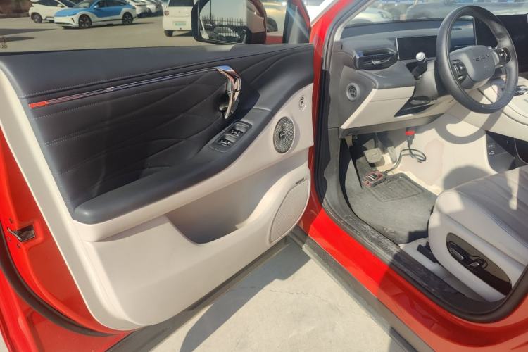 Used AION V 2024 Aion Tyrannosaurus 650 LiDAR Edition
