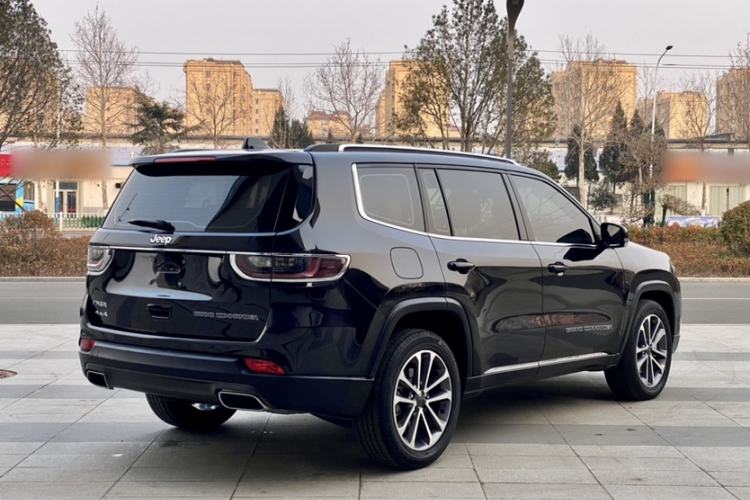 Used  Grand Commander 2018 2.0T Four-Wheel Drive Enjoyment Edition China VI
