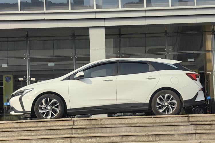 Used Buick Velite 6 2022 Plug-in Hybrid Connected Smart Edition
