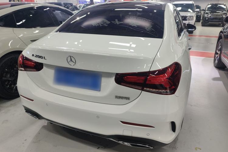 Used Mercedes-Benz A-Class 2022 Second Facelift A 200 L Sport Sedan Fashion Version
