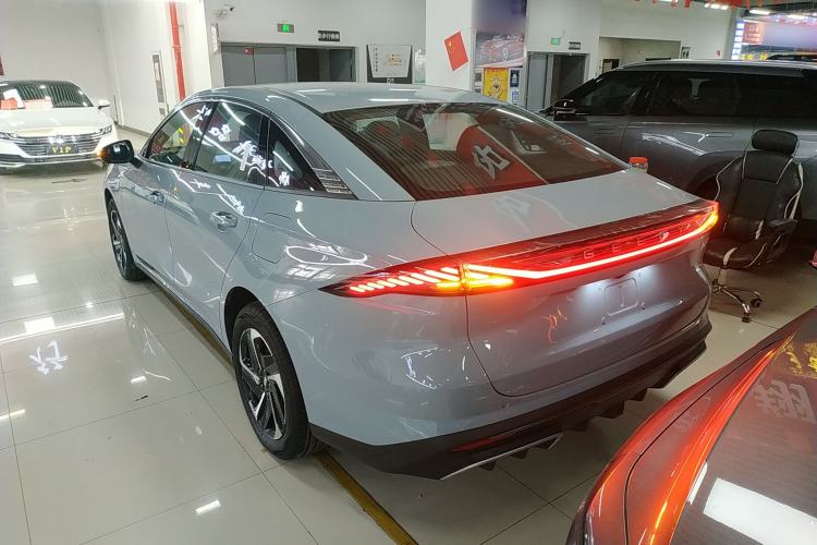 Used Geely Galaxy L6 2025 EM-i 140km Explorer+ Edition
