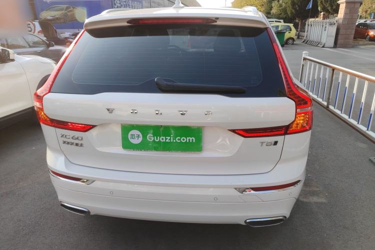 Used Volvo XC60 2021 T5 4x4 Smart Luxury Edition
