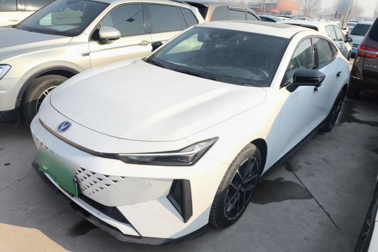 Used Changan UNI-V iDD 2024 Blue Whale Smart Electric iDD 136km Smart & Fun Model