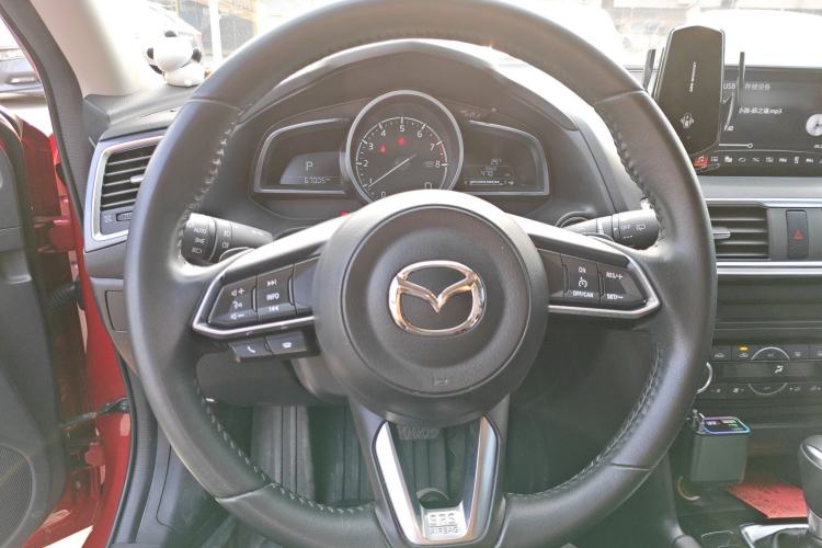 Used Mazda Mazda 3 Axela 2017 Hatchback 2.0L Automatic Sport Model China VI Standard