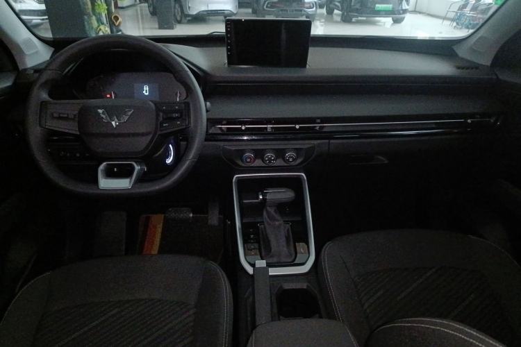 Used Wuling Alvez 2023 1.5L CVT Comfort Edition
