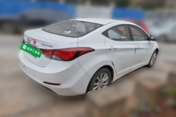 Used Hyundai Elantra (5th Generation / Langdong) 2016 1.6L Automatic Smart Version