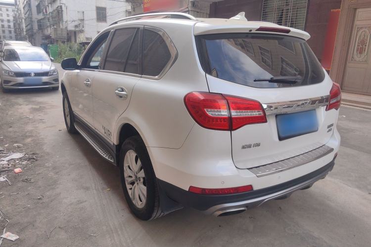 Used Haval H8 2017 2.0T Gasoline Two-Wheel Drive Smart Edition
