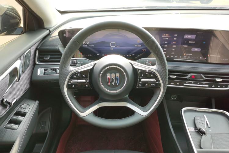 Used Buick LaCrosse 2025 28T Platinum Edition
