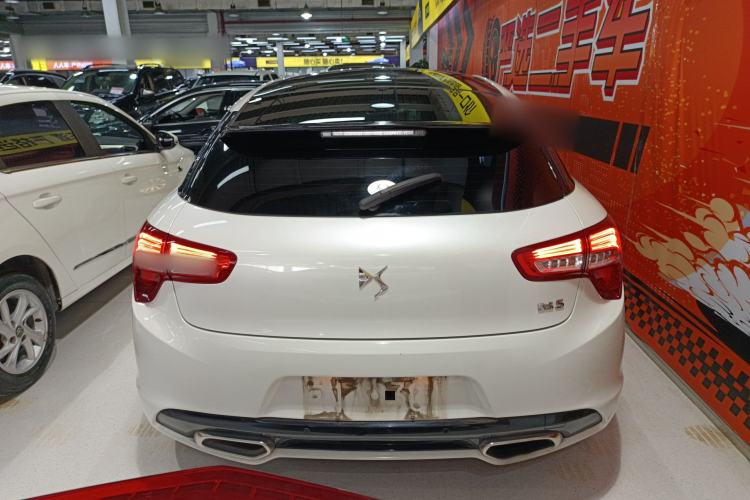 Used DS 5 2014 1.6T Luxury Edition THP160
