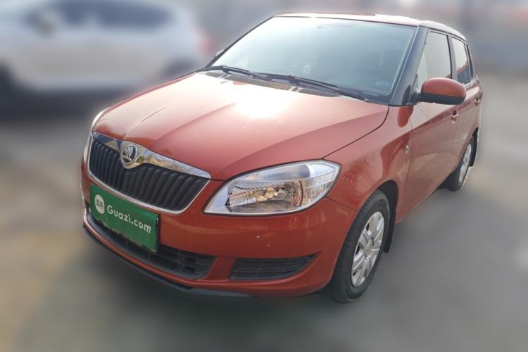 Used Skoda Fabia 2014 1.4L Manual Crystal Edition