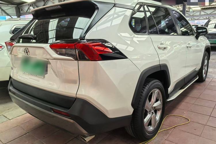 Used Toyota RAV4 2020 2.0L CVT Two-Wheel Drive Fashion Edition
