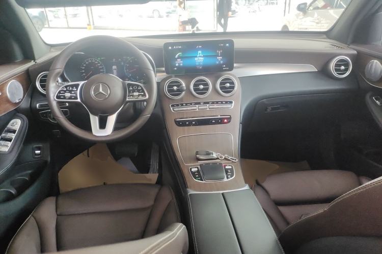 Used Mercedes-Benz GLC 2021 GLC 300 L 4MATIC Dynamic Model
