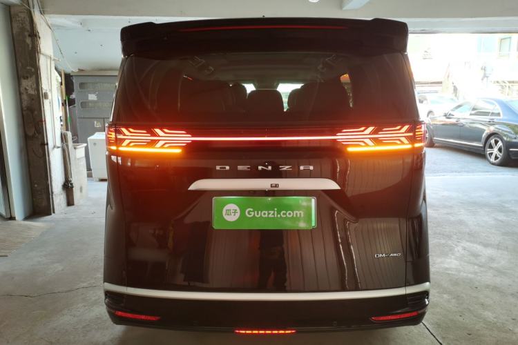 Used Denza D9 2022 DM-i 970 Four-Wheel Drive Prestige Model