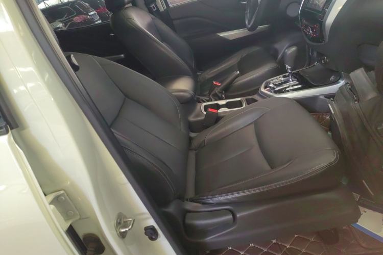 Used Nissan Terra 2018 2.5L Automatic 2WD Luxury Edition
