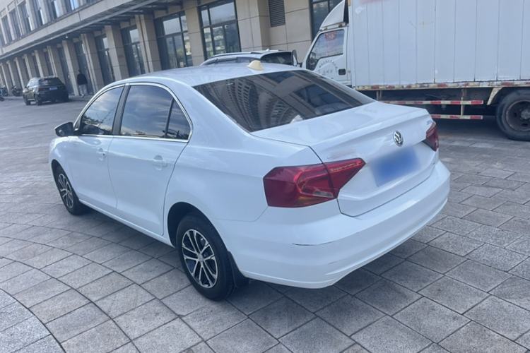 Used Volkswagen Jetta 2017 1.5L Automatic Fashion Model
