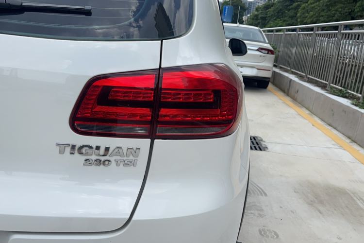 Used Volkswagen Tiguan 2016 280TSI Automatic Two-Wheel Drive Silk Road Comfort Edition
