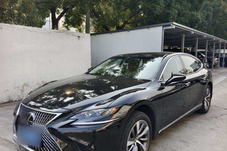 Used Lexus LS 2018 350 Excellence Edition China VI Standard
