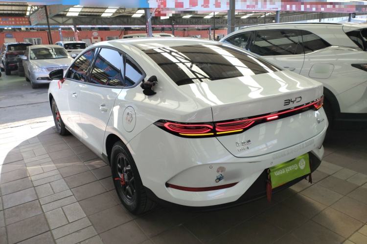 Used BYD Qin PLUS 2025 DM-i Smart Drive 55KM Leading Model
